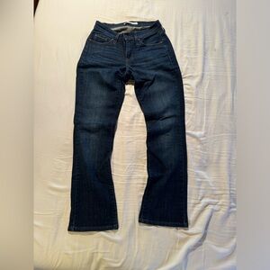 Levi’s 525 curves boot cut Dark Blue Denim Jeans size 4